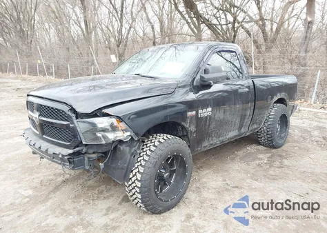 2015 Ram 1500 Express z USA, uszkodzony, nr VIN 3C6JR7AT0FG701046